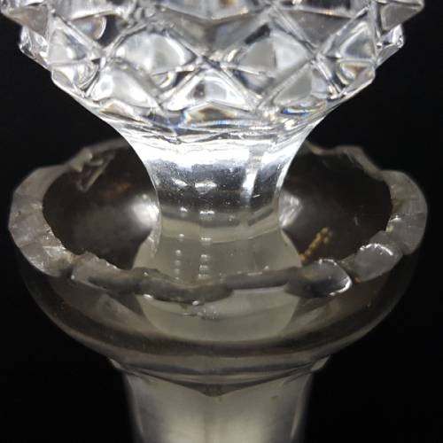 Highly Decorative Cut Chrystal Decanter
