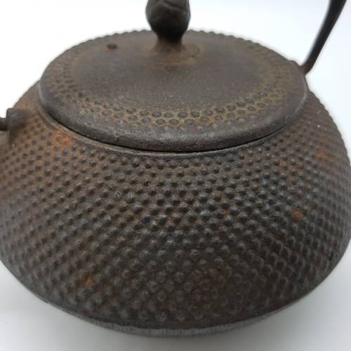Vintage Yashica Nambu Cast Iron Teapot