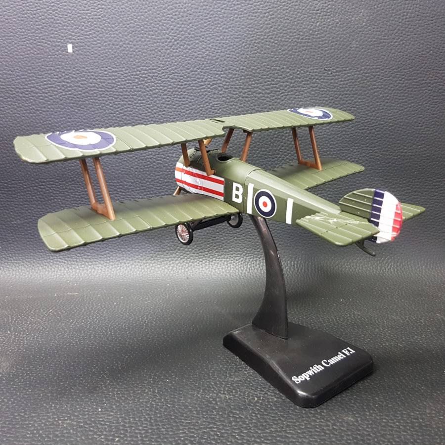 Detailed WW1 Sopwith Camel f1 Fighter Plane on Stand (Original Box) (200mm)