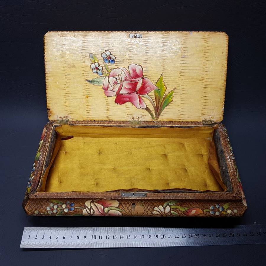 RARE!!! Detailed 1920's Art Nouveau Handcrafted Wood Jewelry Box!!!!