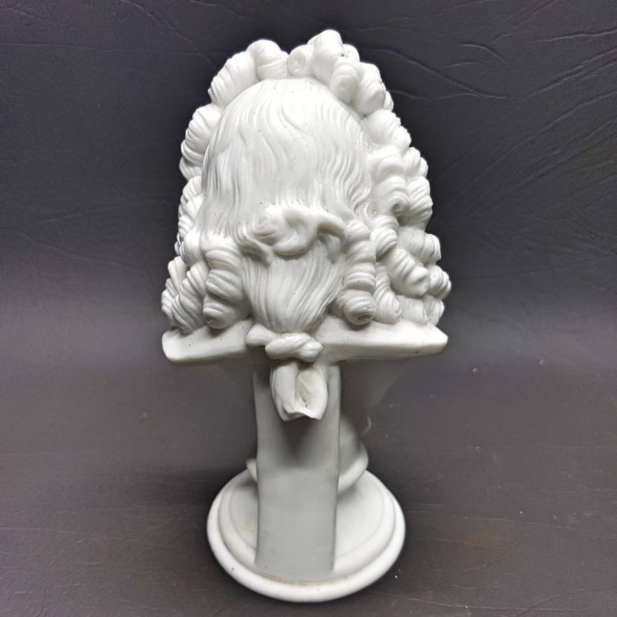 RARE!!! Highly Detailed German White Porcelain "Handel" Bust Paperweight!!! (160mm Tall )