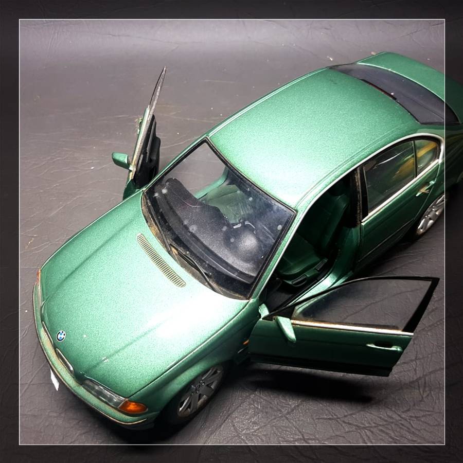 Large Original Die Cast Metal UT Models BMW 3 Series Scale 1:18