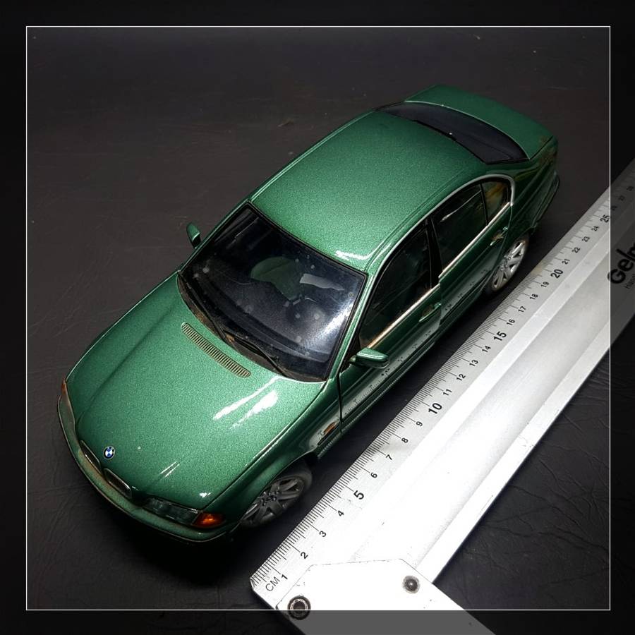 Large Original Die Cast Metal UT Models BMW 3 Series Scale 1:18