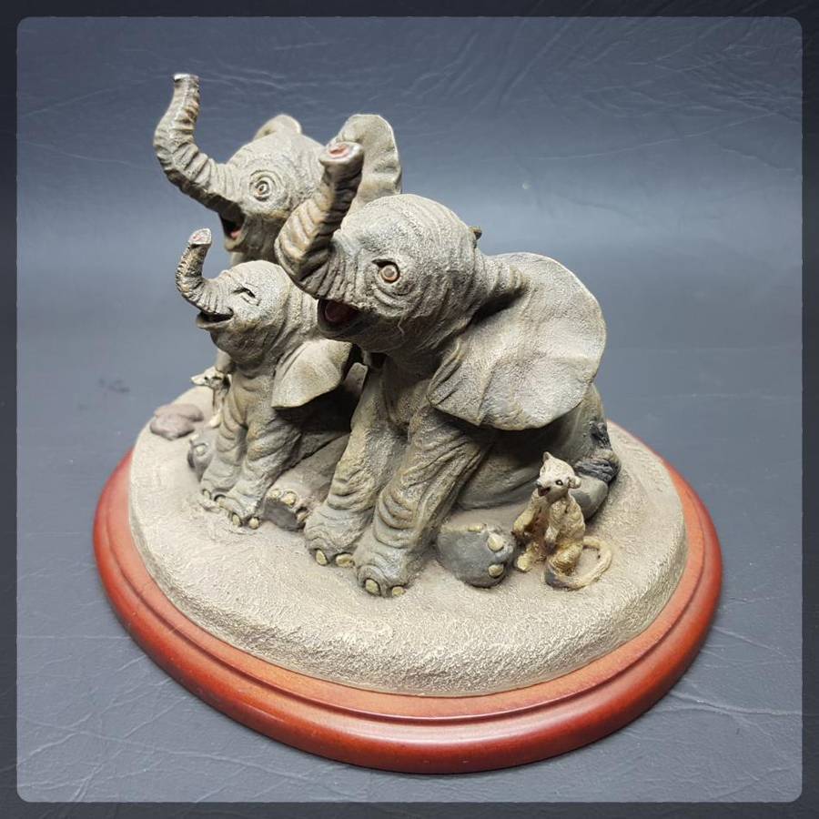 RARE!!! Original Jackie Noakes "Safari Snaps, Snap 4" Savannah Wild Life Collection Statue!!!