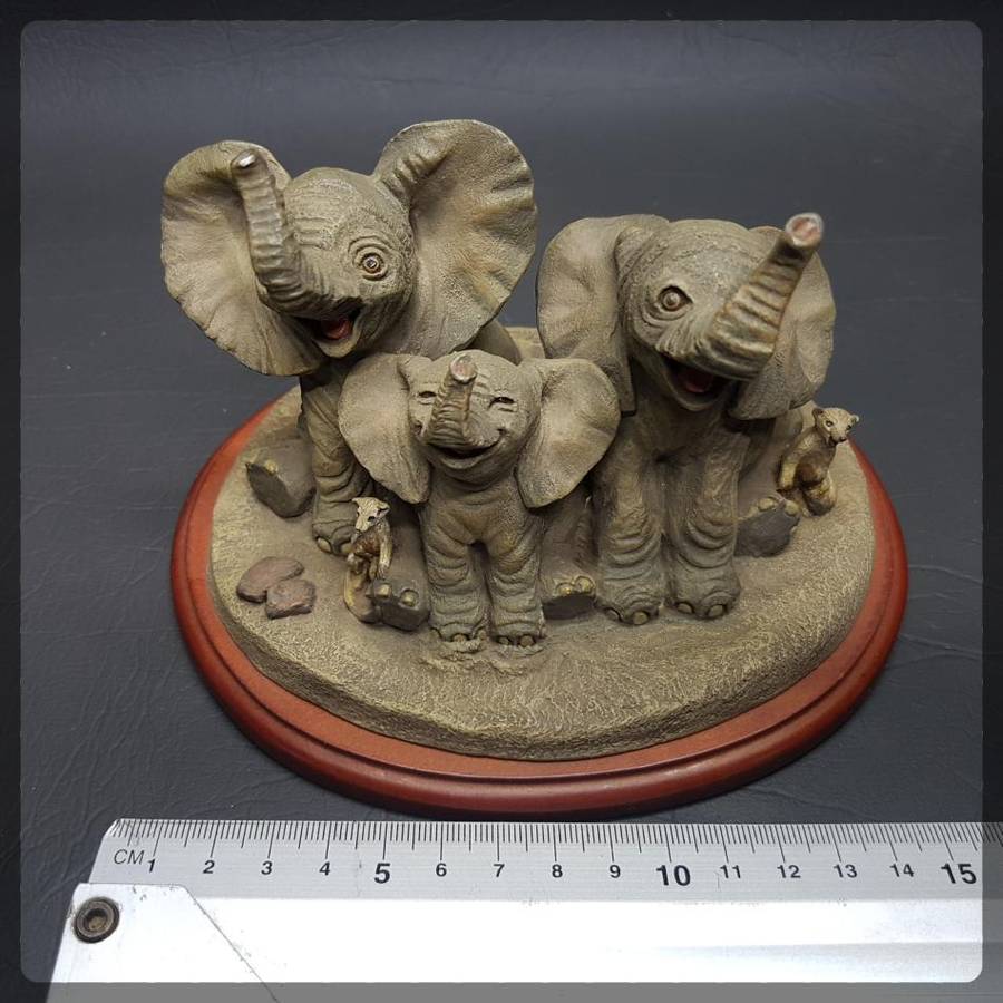 RARE!!! Original Jackie Noakes "Safari Snaps, Snap 4" Savannah Wild Life Collection Statue!!!