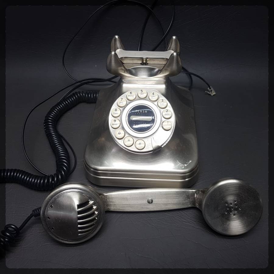 Vintage Styled Chrome Metal Telephone!!! (Working)