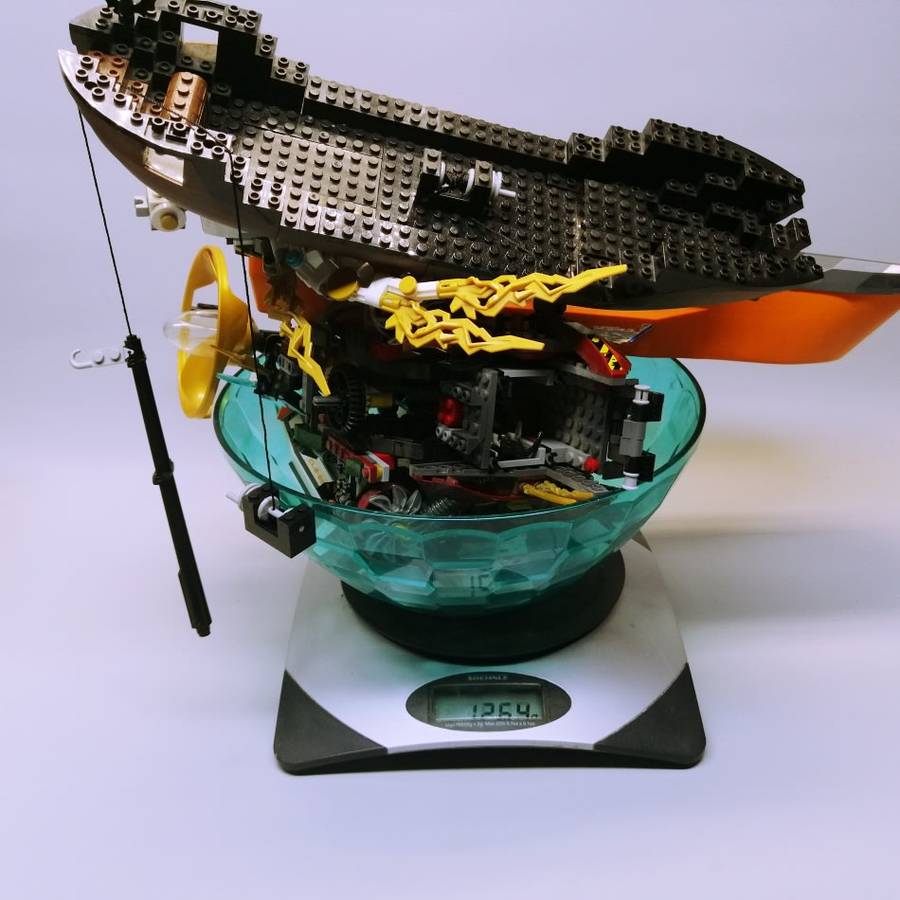 MASSIVE!!! Over 10kg of Original Lego Blocks Sorted to Colors (Some Original Manuals Included)