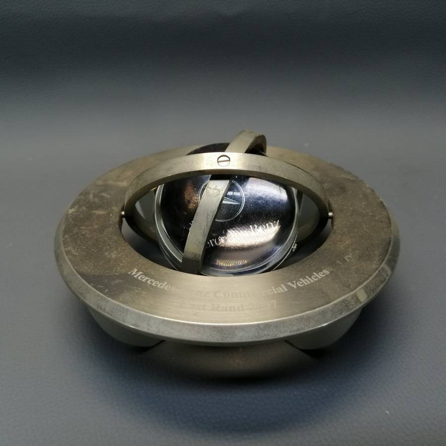 Original Mercedes Benz Promo Table Globe Clock!!!