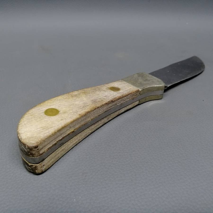 Original Rawhide Series 440 Stainless Steel Hunting Knife!!!