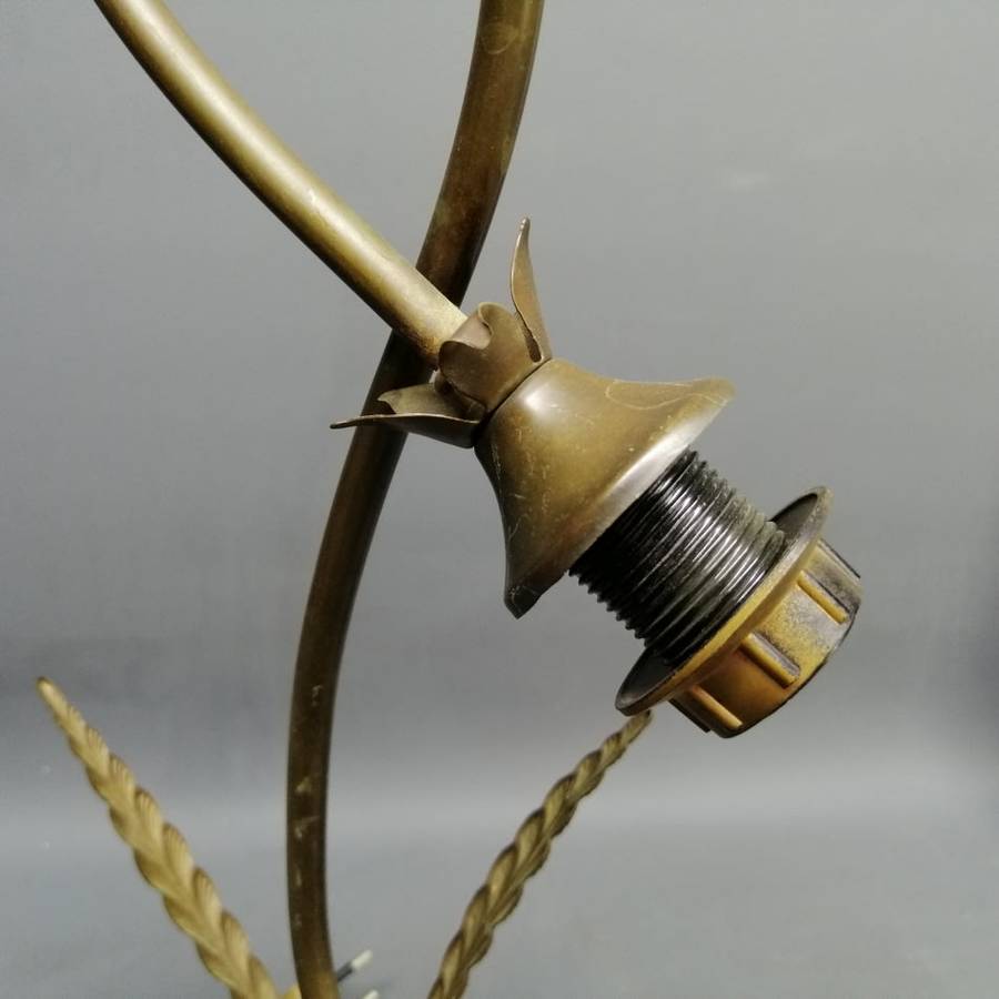 Original Highly Decorative Cast Brass Flower Lamp!!!