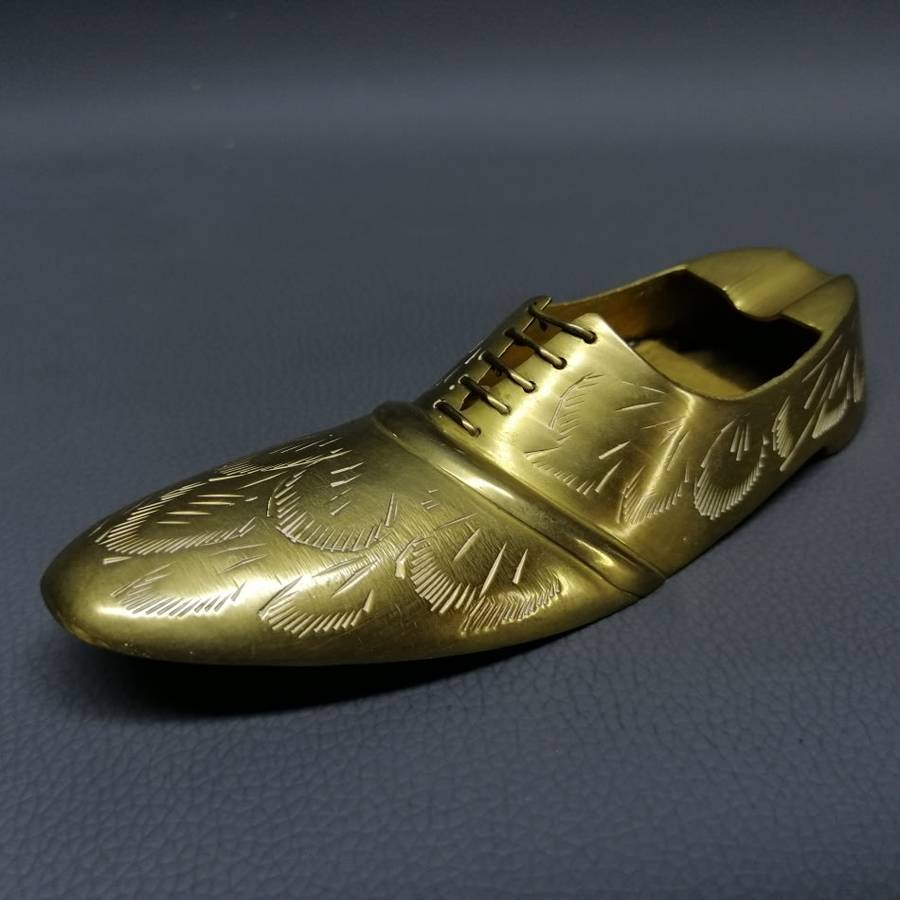 Vintage Solid Brass Detailed Shoe Formed Ashtray!!!