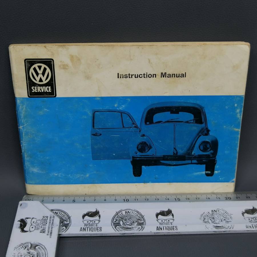 Original Vintage 1970 Volkswagen English and Afrikaans Beetle 1300 and 1600 Sedan Manual!!!