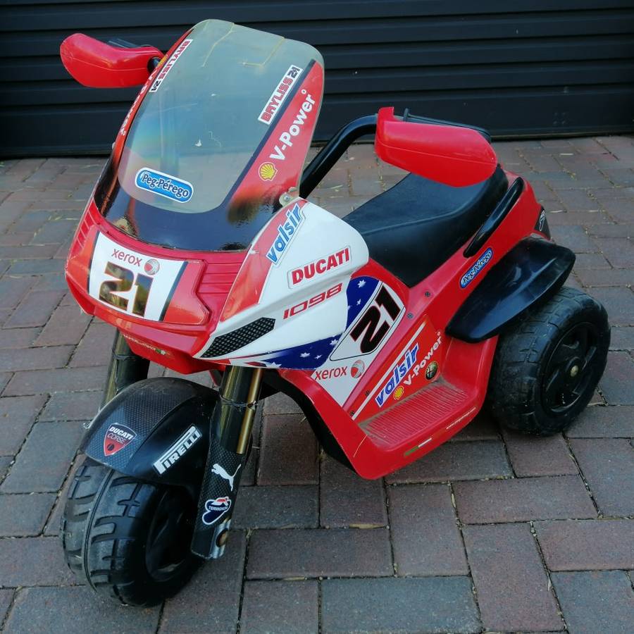 WOW!!! Original Peg-Perego Ducati Battery Operated Motorbike!!! Working!!! (Own Charger Needed)