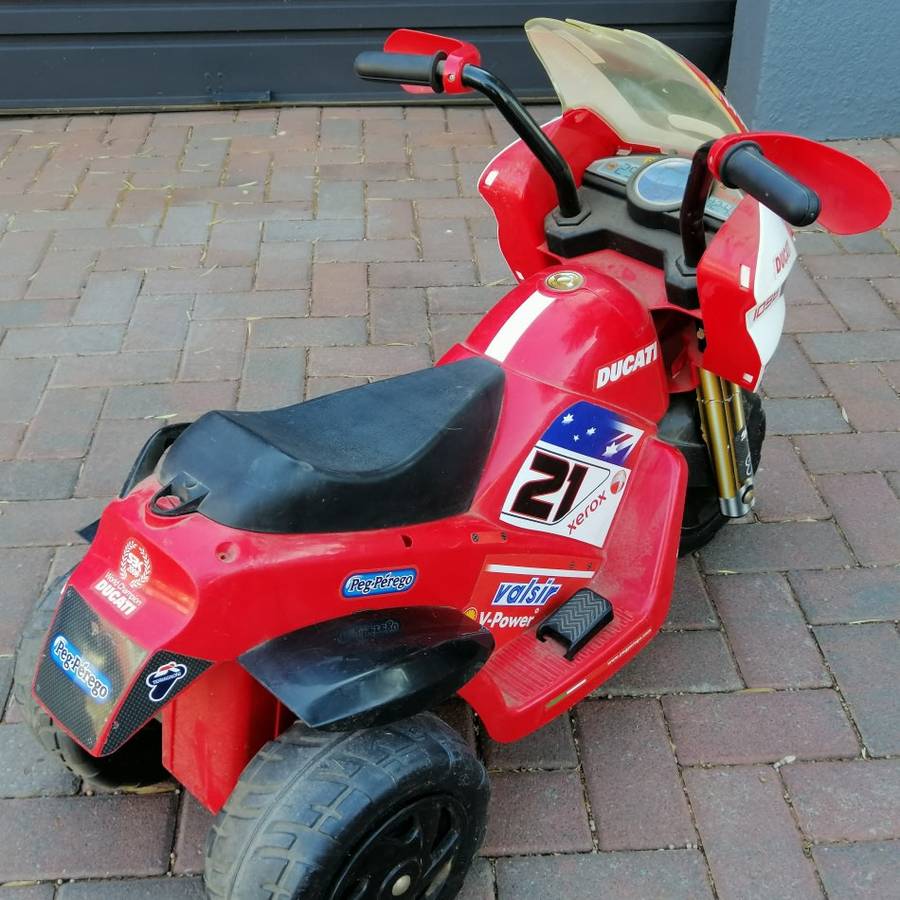 WOW!!! Original Peg-Perego Ducati Battery Operated Motorbike!!! Working!!! (Own Charger Needed)