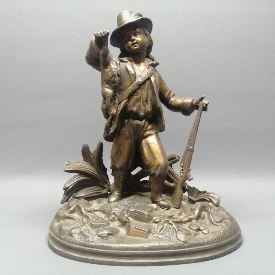 Detailed Vintage Cast Metal Hunter Statue and Base!!!