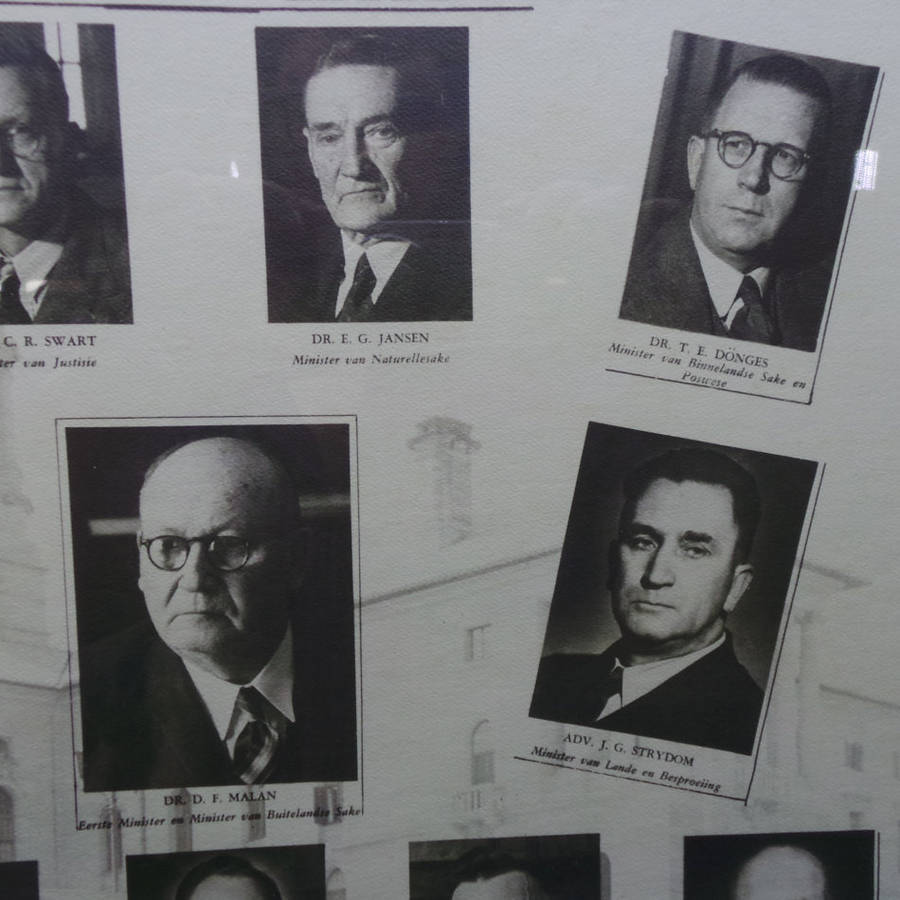 Rare Find!!! Vintage Framed "Die Nationale Kabinet 1948" 650 mm x 550mm