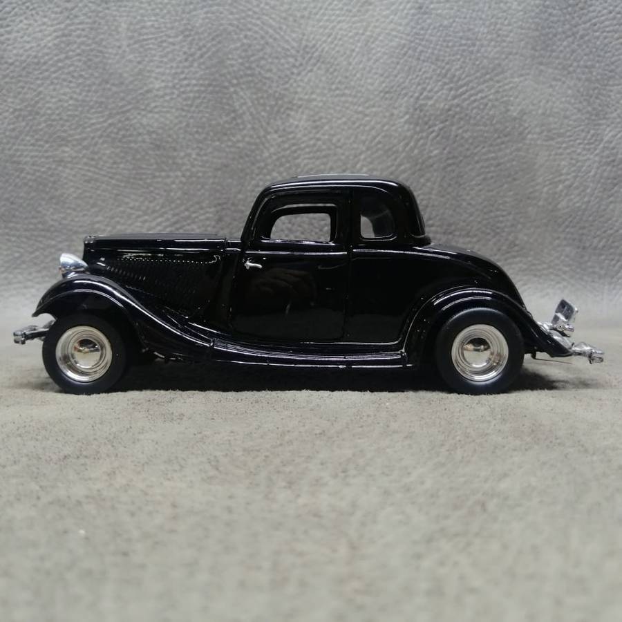 Super Cool!!! Die Cast Metal Ford Coupe Scale 1:24!!!