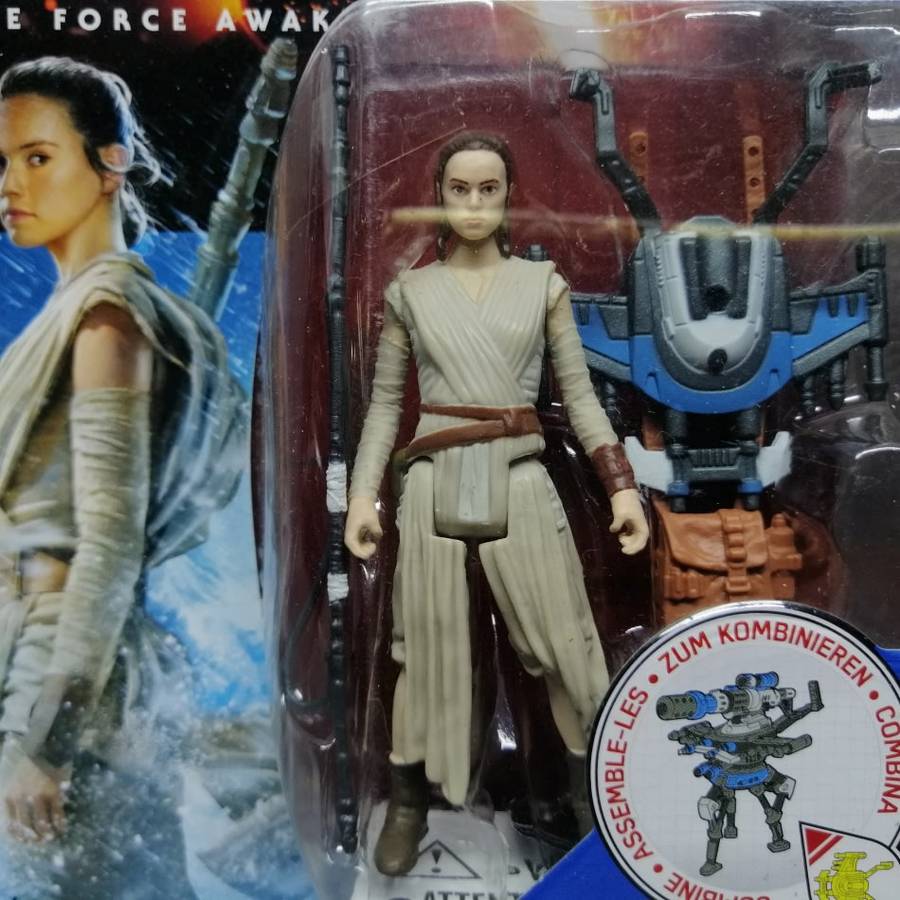 Original Carded Star Wars REY Starkiller Base Figurine !!!