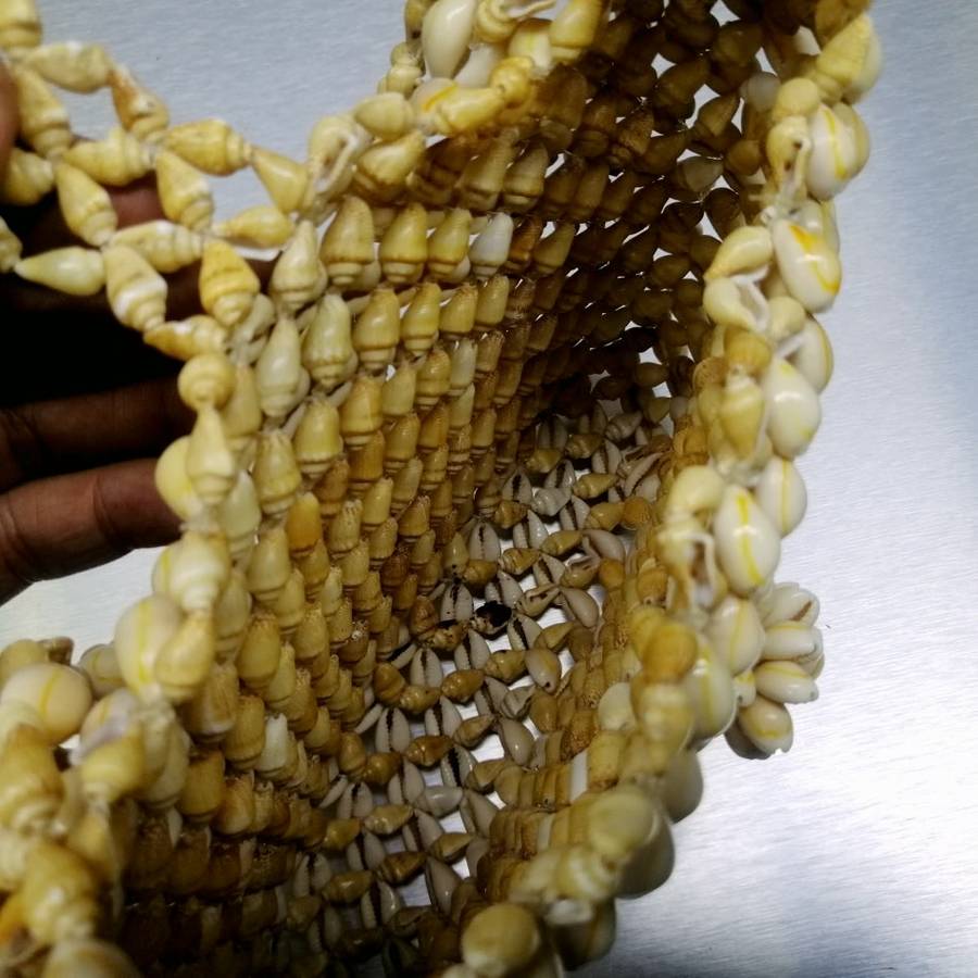 Fantastic!!! Highly Detailed Handcrafted Sea Shell Hand Bag!!!