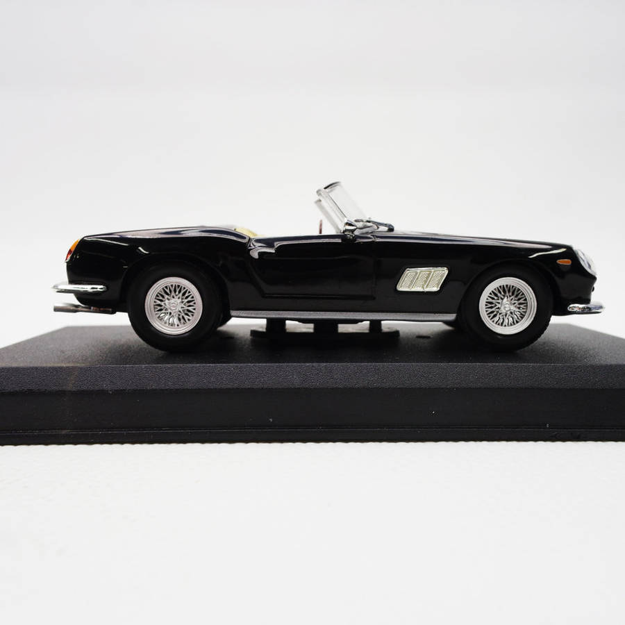 Original Die Cast Metal Ferrari 250GT California - Licenced Product, Original Blister Pack 1:43