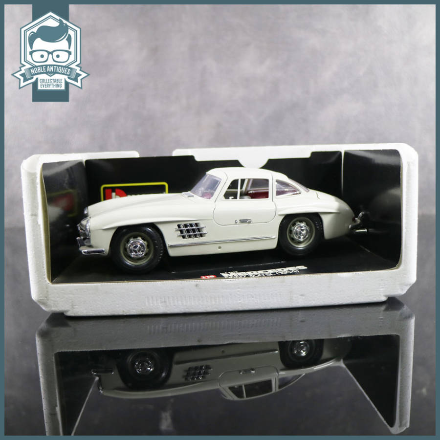 Boxed Die Cast Metal 1954 Mercedes Benz 300SL Scale 1:18!!!