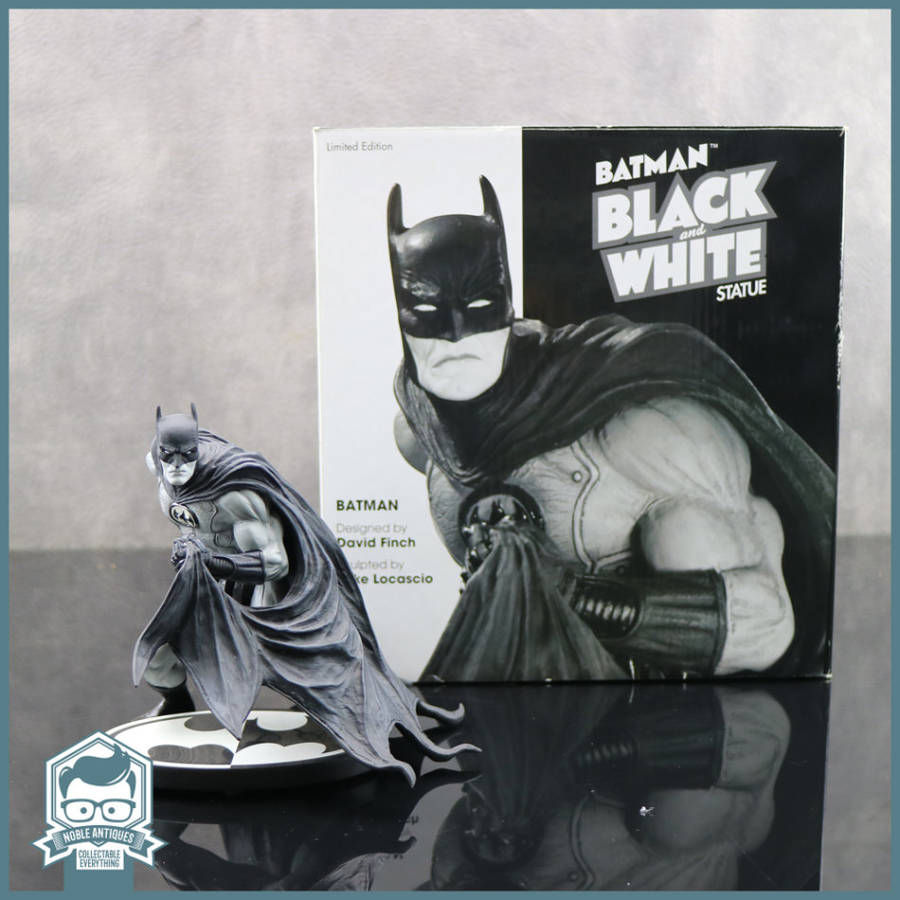 Original Limited Edition Boxed Cold Cast Black And White Batman by David Finch 1959/5000!!!