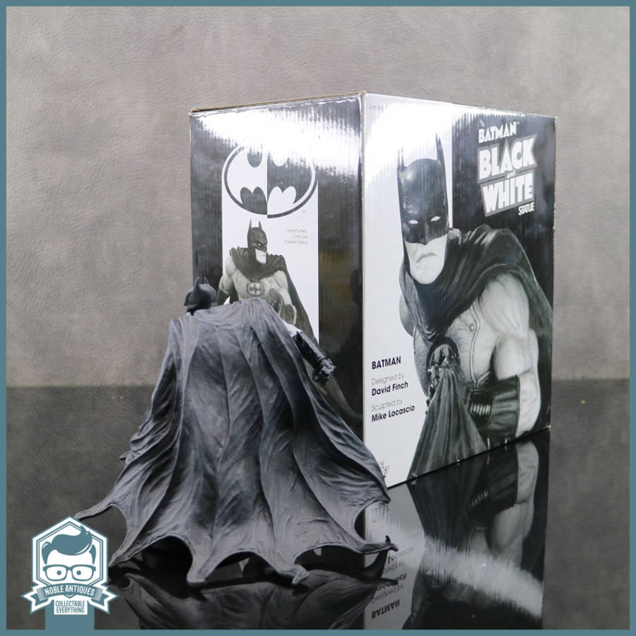 Original Limited Edition Boxed Cold Cast Black And White Batman by David Finch 1959/5000!!!