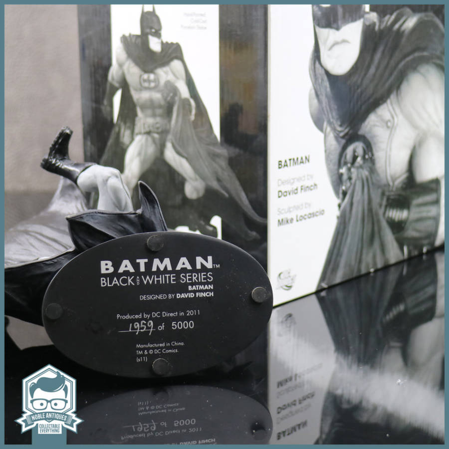 Original Limited Edition Boxed Cold Cast Black And White Batman by David Finch 1959/5000!!!