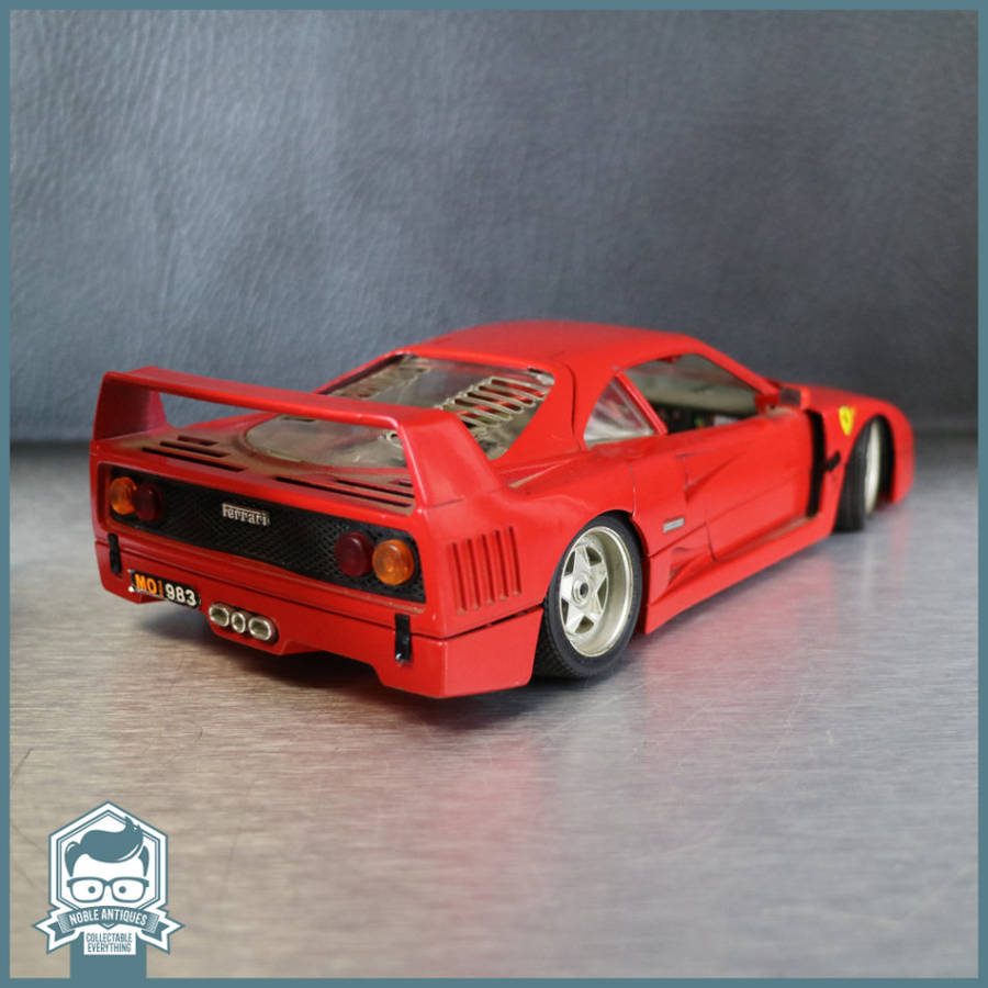 Highly Detailed 1987 Die Cast Metal Bburago Ferrari F40 Scale 1:18!!!