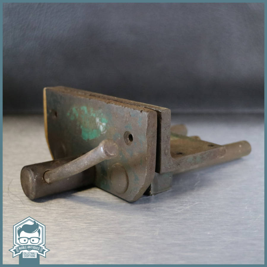 Large Vintage Cast Iron Table Vise!!!