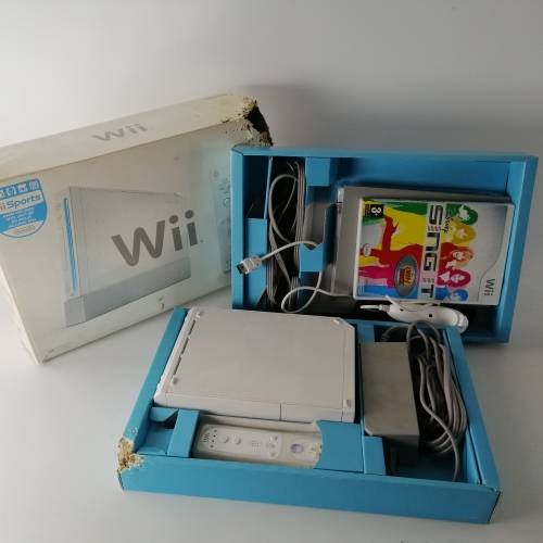 Original Boxed Complete Nintendo Wii White Combo, Not Tested!!!