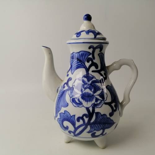 Ming Blue and White Tea Pot!!! No Cracks Or Chips!!!