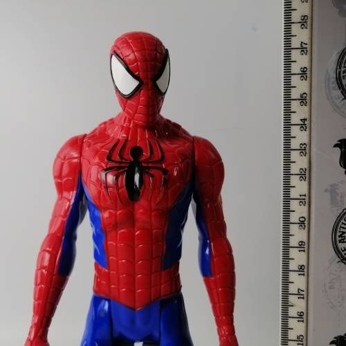 Large Articulated Spiderman Figurine!!!