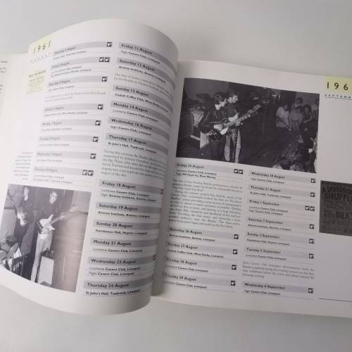 The Complete Beatles Chronicle - Mark Lewis, Hardcover With Dust Jacket!!!