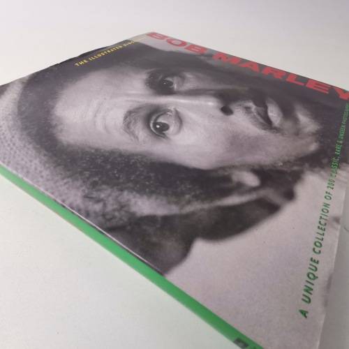 Bob Marley - The Illustrated Biography, Hardcover With Dust Jacket!!!