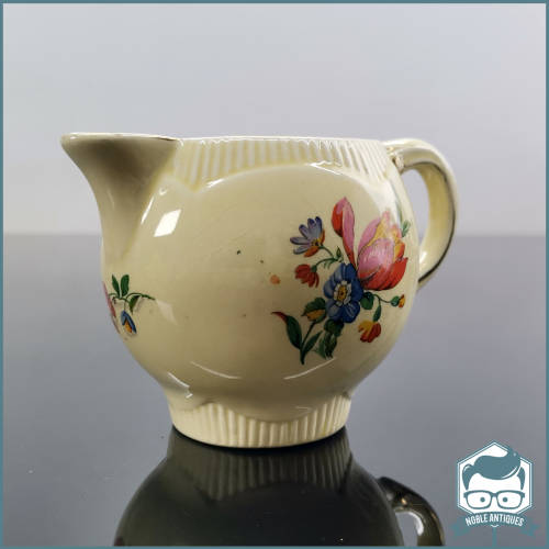Original Clarice Cliff Milk Jug!!! No Chips or cracks!!!