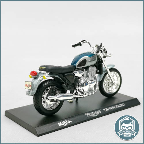 Detailed Die Cast Maisto TRIUMPH THUNDERBIRD Scale 1:18!!!