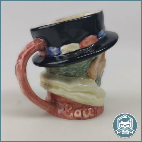 Original Vintage Royal Doulton  Creamer  Beefeater!!! Perfect Condition!!!
