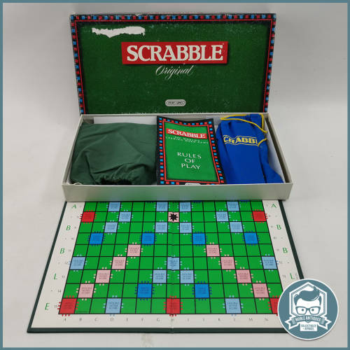 Complete Vintage 1990 Scrabble Board game!!!