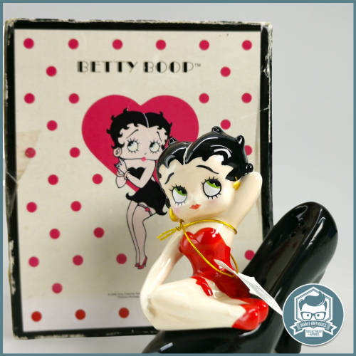 RARE!!! Vintage Boxed Betty Boop Salt and Pepper Shaker!!!