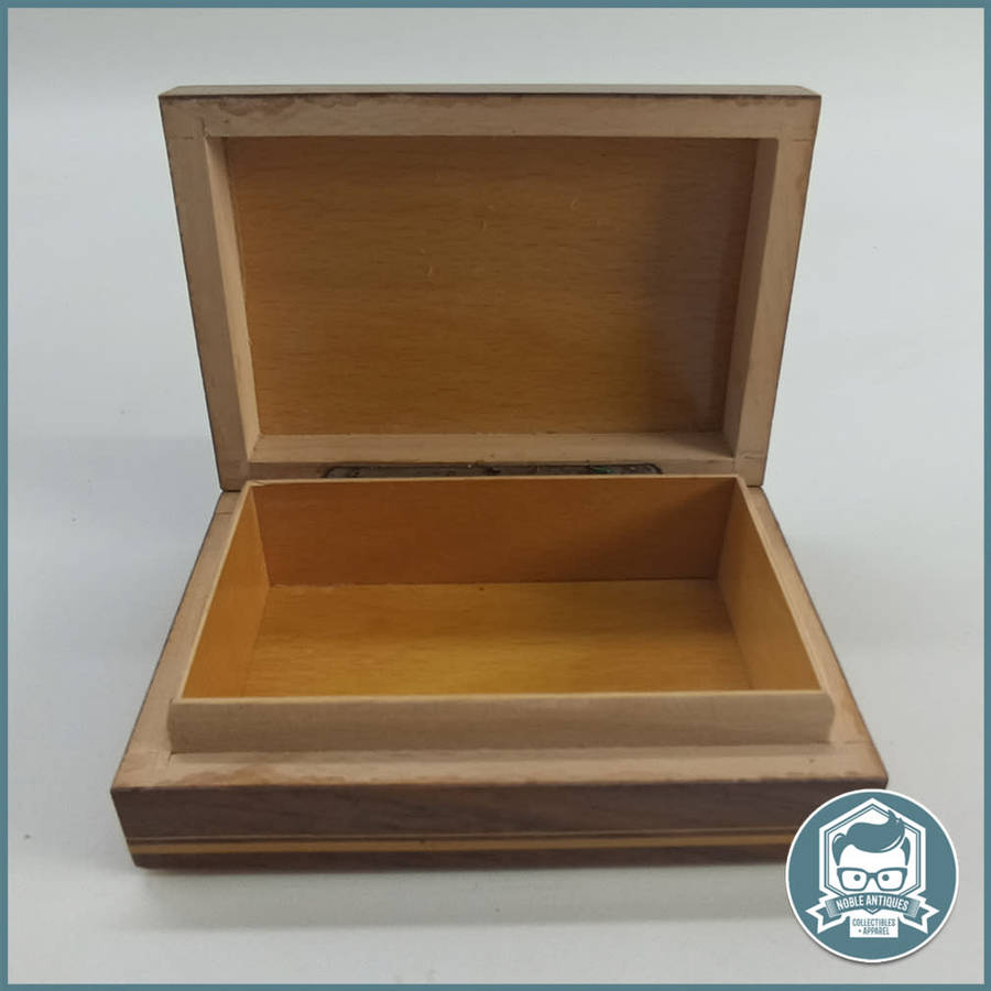 Highly Detailed Walnut and wood Inlay Reuge Swiss Trinket Box!!!