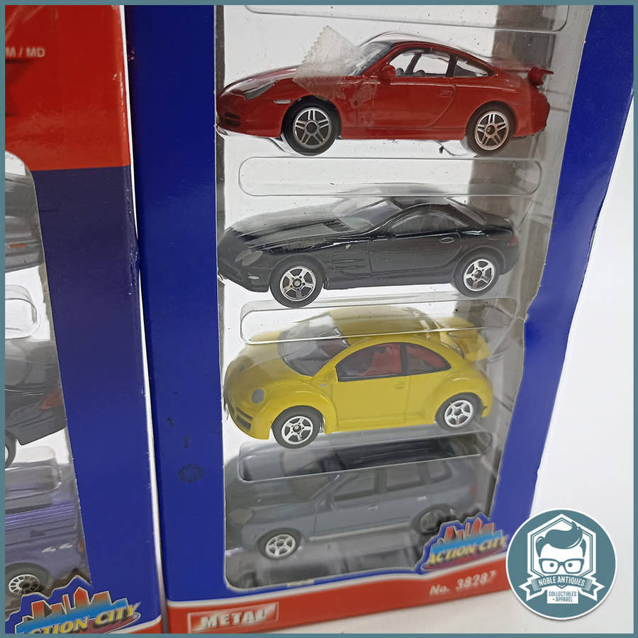 Vintage Boxed REALTOY ACTION CITY Collection!!