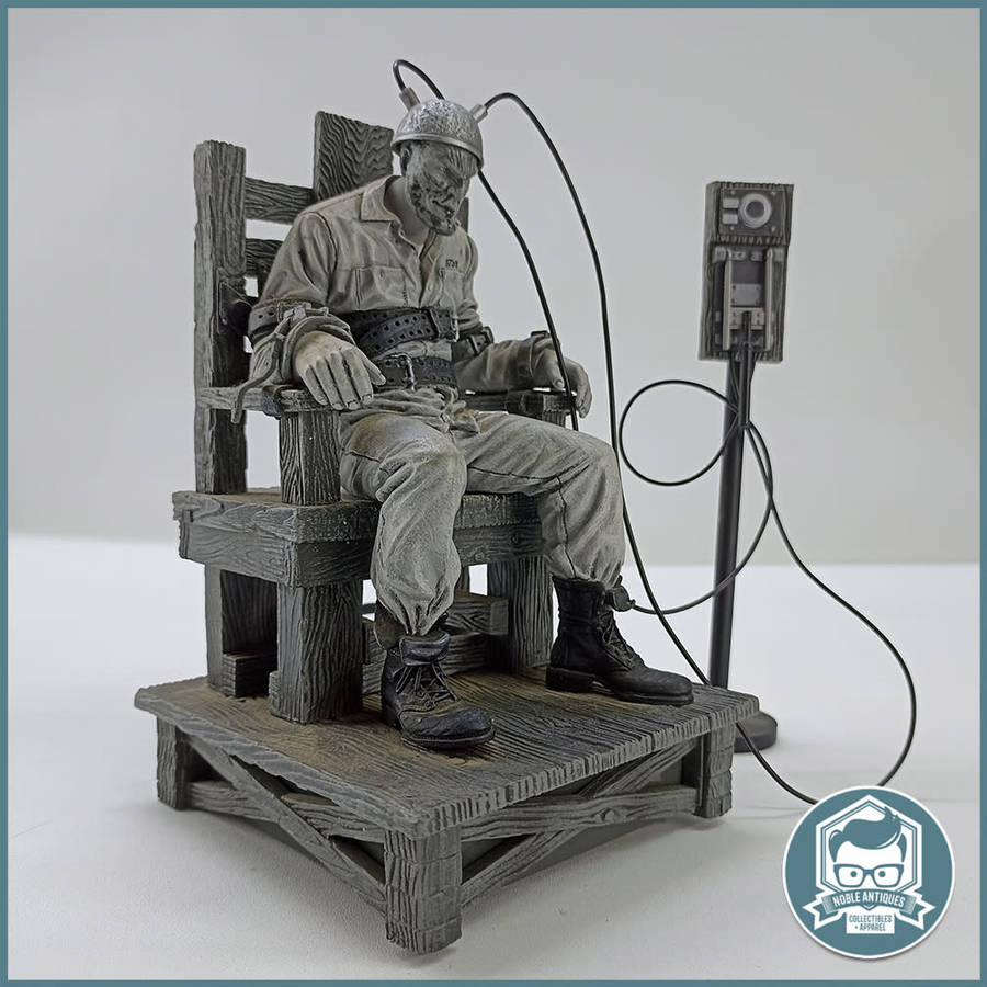 NECA Sin City Black and White Death Row Marv Figure !!!