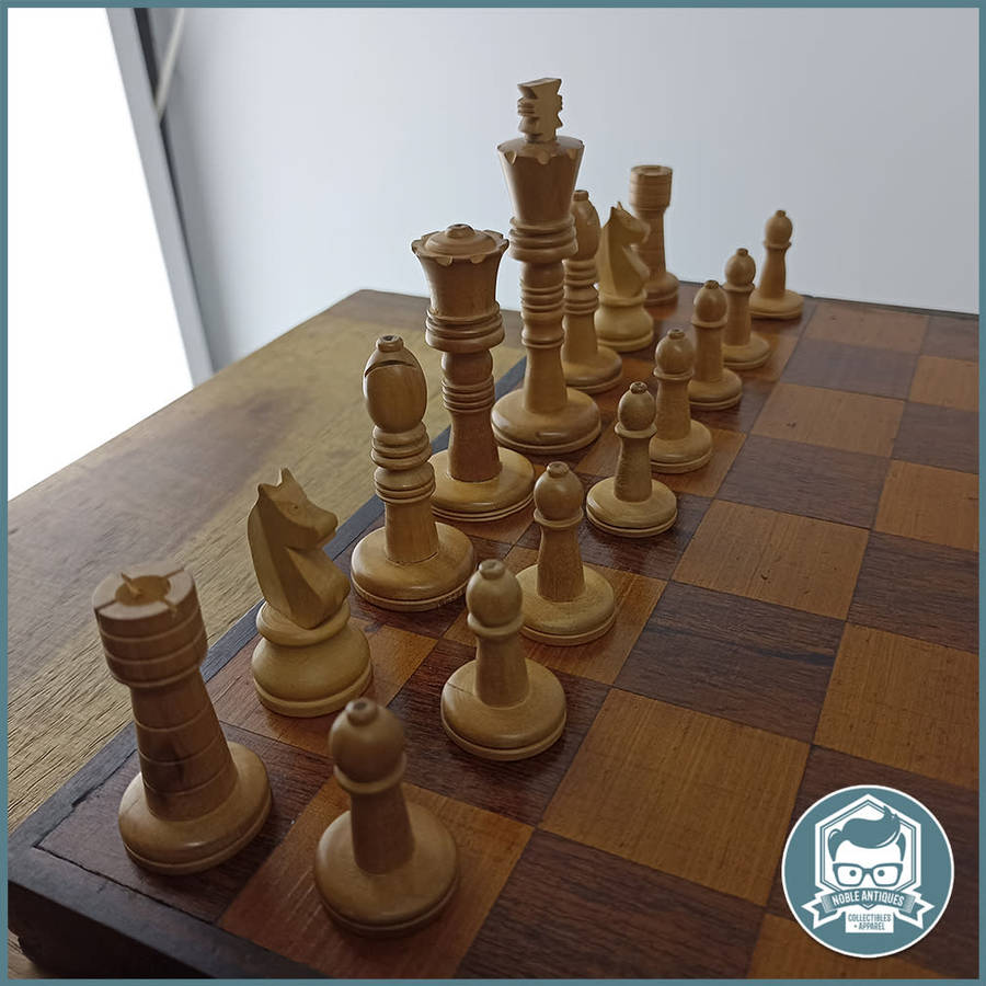 FANTASTIC!!! Hand Crafted Wood and Brass Hinge Chess Table and Travel Table!!! 60cmx50cmx35cm