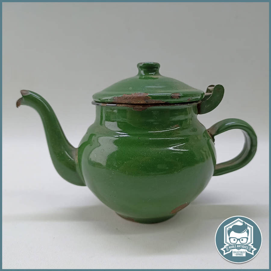 Small Vintage Green Enamelware Teapot!!!