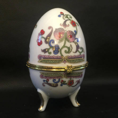Ornately Decorated Oriental Porcelain Egg Trinket Holder!!!