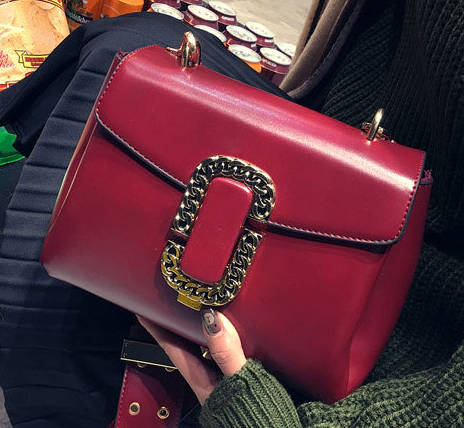 Wider belt camera lady bag. Red color. Delivery only start 5 Sep 2017