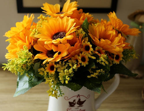 Quality plastic silk Sunflower.31cm length.4 big and 9 small flowers.