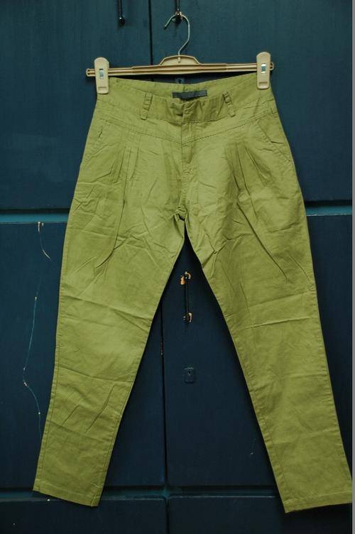 Zara basic pencil trousers, size S for size 30. High quality and brand. Shipping from ZA