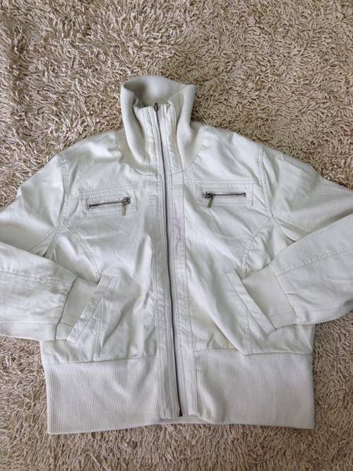 Defective Product. Size 36-38 PU leather lady jacket, winter warm. Value to get